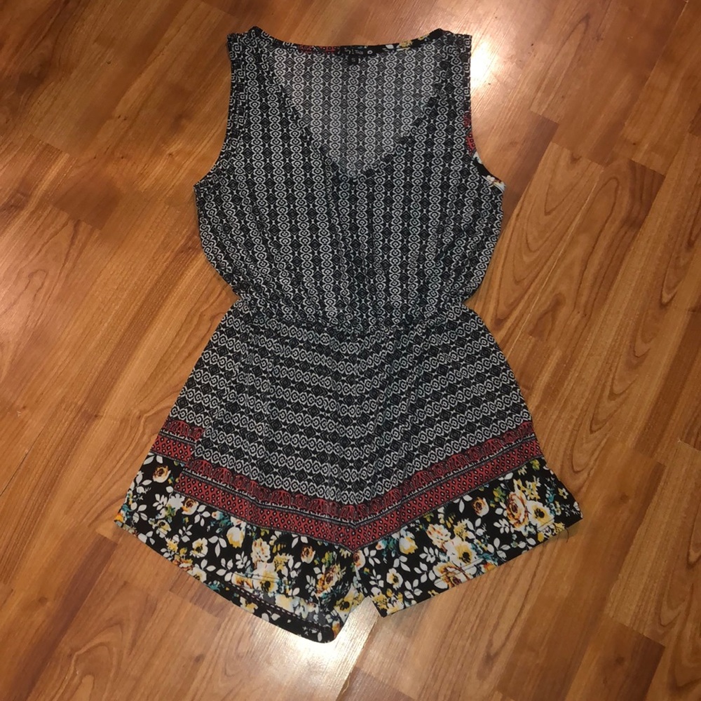 V-neck JUMPER